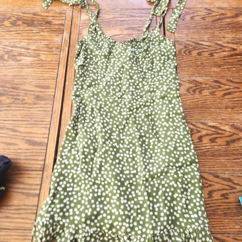 NWT Reformation Christine Dress Moriet Green Polka Dot Smocked Tie Straps SZ 6
